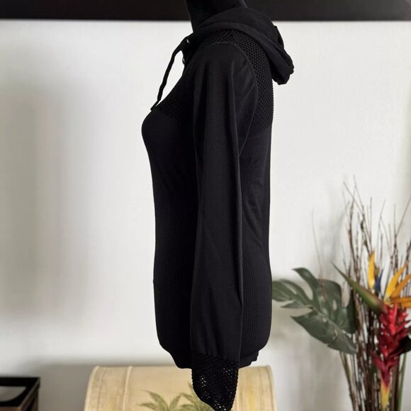 Women's Fabletics Mesh Black Full Zip Jacket with Hoodie S with Thumb holes - Picture 5 of 10